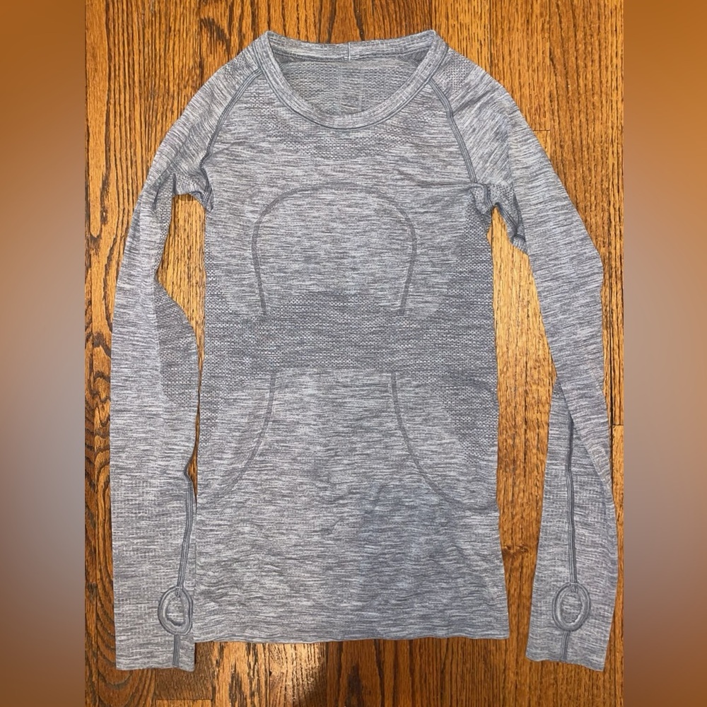 Lululemon long sleeve top